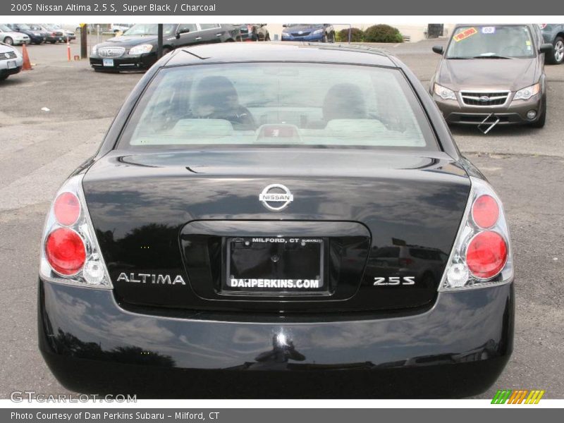 Super Black / Charcoal 2005 Nissan Altima 2.5 S