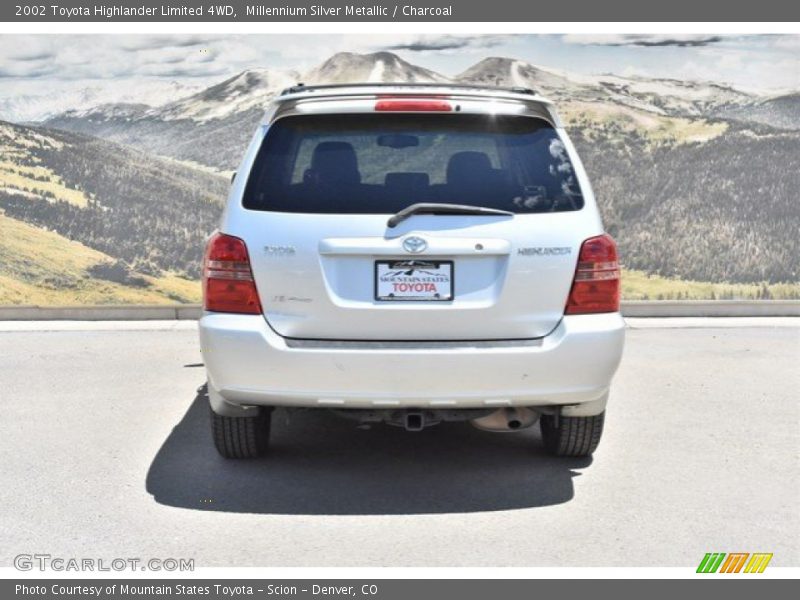 Millennium Silver Metallic / Charcoal 2002 Toyota Highlander Limited 4WD