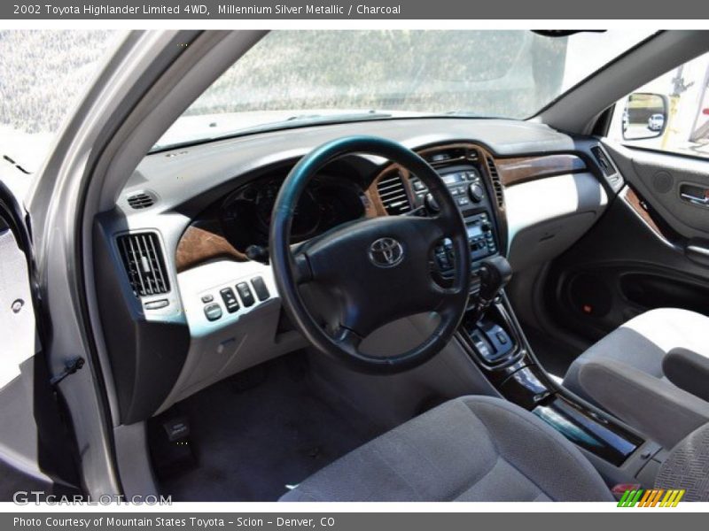 Millennium Silver Metallic / Charcoal 2002 Toyota Highlander Limited 4WD