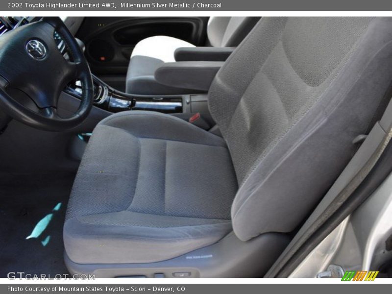 Millennium Silver Metallic / Charcoal 2002 Toyota Highlander Limited 4WD