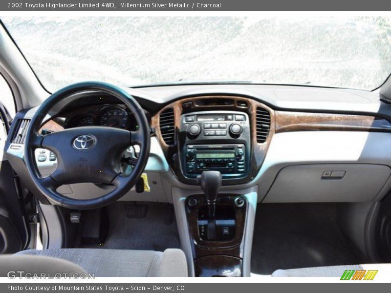 Millennium Silver Metallic / Charcoal 2002 Toyota Highlander Limited 4WD