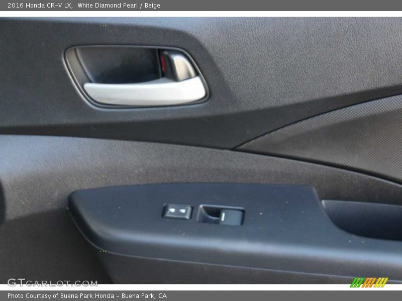 White Diamond Pearl / Beige 2016 Honda CR-V LX