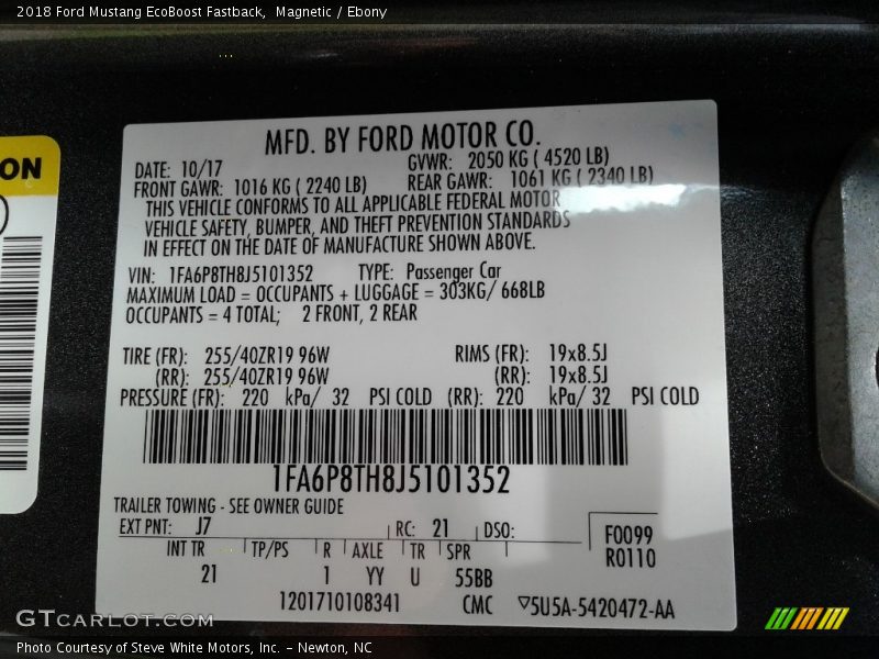 Magnetic / Ebony 2018 Ford Mustang EcoBoost Fastback