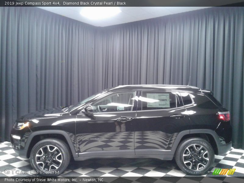 Diamond Black Crystal Pearl / Black 2019 Jeep Compass Sport 4x4