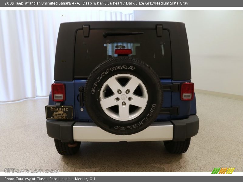 Deep Water Blue Pearl / Dark Slate Gray/Medium Slate Gray 2009 Jeep Wrangler Unlimited Sahara 4x4