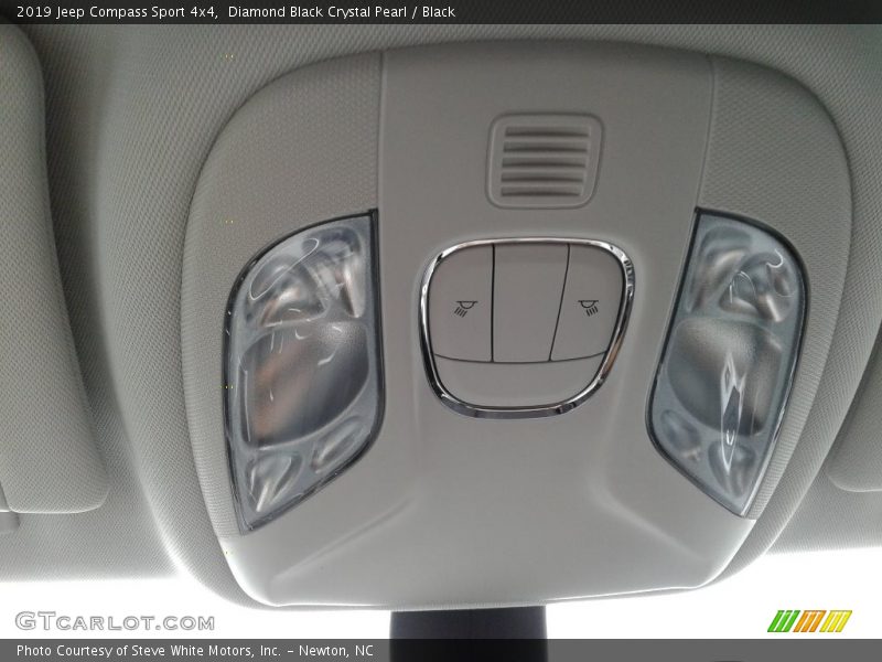 Diamond Black Crystal Pearl / Black 2019 Jeep Compass Sport 4x4