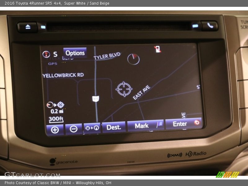 Super White / Sand Beige 2016 Toyota 4Runner SR5 4x4