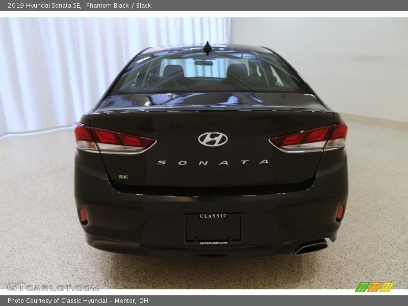 Phantom Black / Black 2019 Hyundai Sonata SE