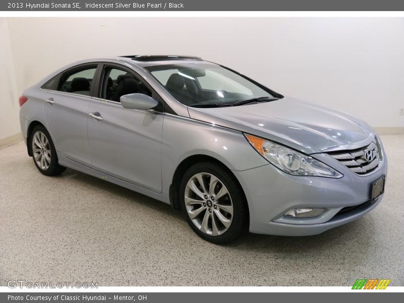 Iridescent Silver Blue Pearl / Black 2013 Hyundai Sonata SE