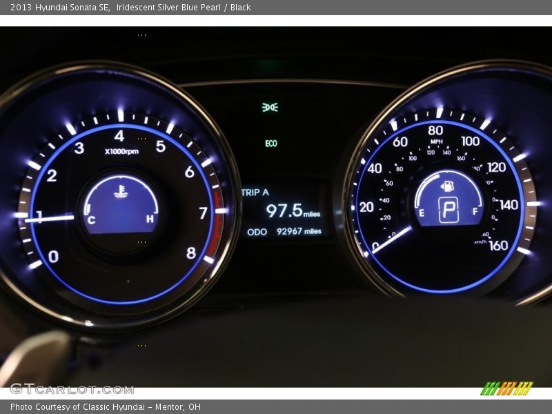 Iridescent Silver Blue Pearl / Black 2013 Hyundai Sonata SE