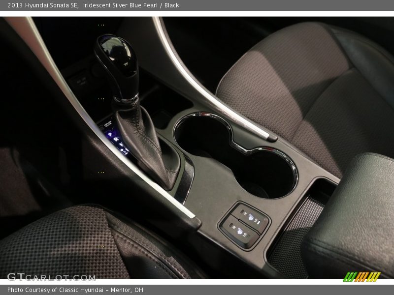 Iridescent Silver Blue Pearl / Black 2013 Hyundai Sonata SE