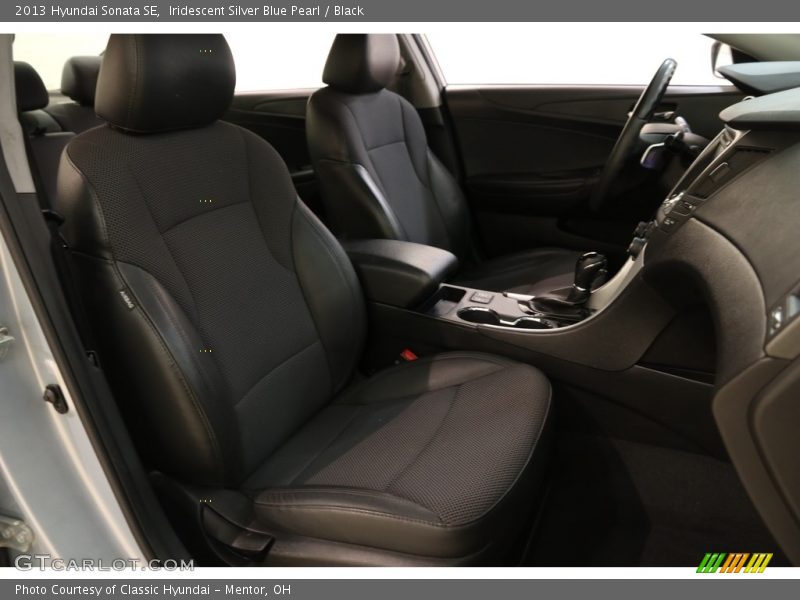 Iridescent Silver Blue Pearl / Black 2013 Hyundai Sonata SE