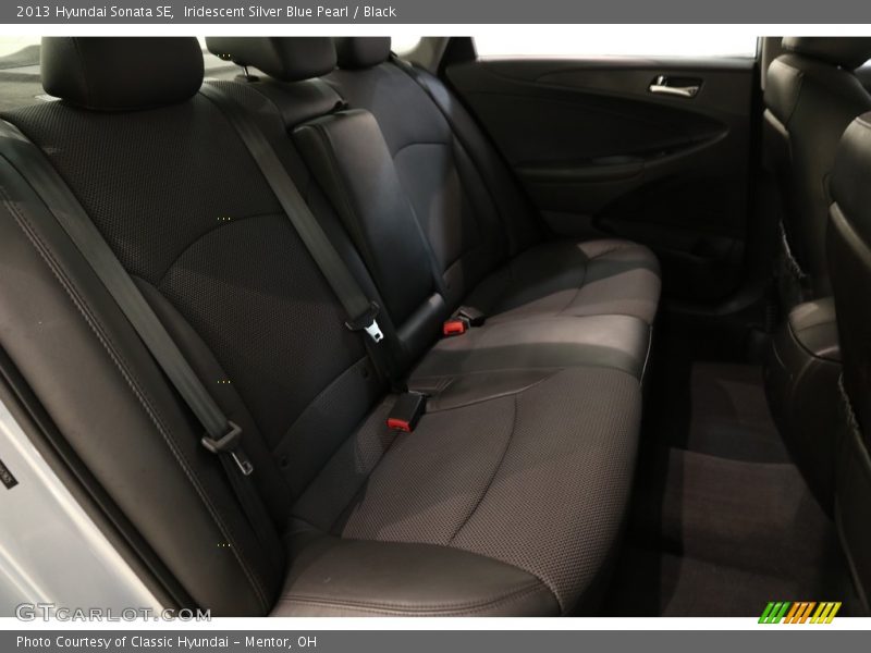 Iridescent Silver Blue Pearl / Black 2013 Hyundai Sonata SE