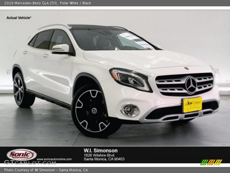 Polar White / Black 2019 Mercedes-Benz GLA 250