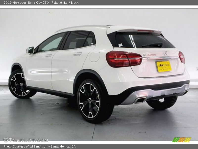 Polar White / Black 2019 Mercedes-Benz GLA 250