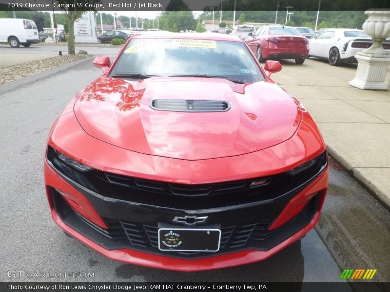 Red Hot / Jet Black 2019 Chevrolet Camaro SS Coupe