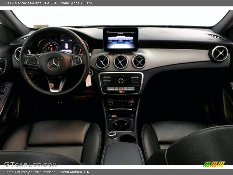 Polar White / Black 2019 Mercedes-Benz GLA 250