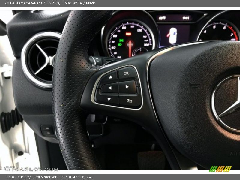 Polar White / Black 2019 Mercedes-Benz GLA 250