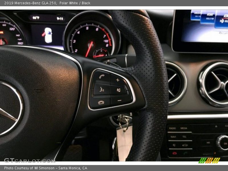 Polar White / Black 2019 Mercedes-Benz GLA 250