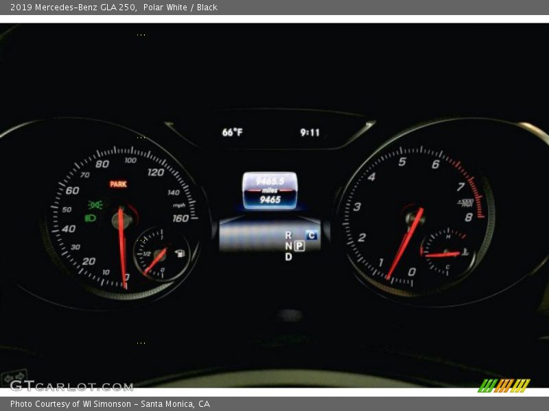 Polar White / Black 2019 Mercedes-Benz GLA 250