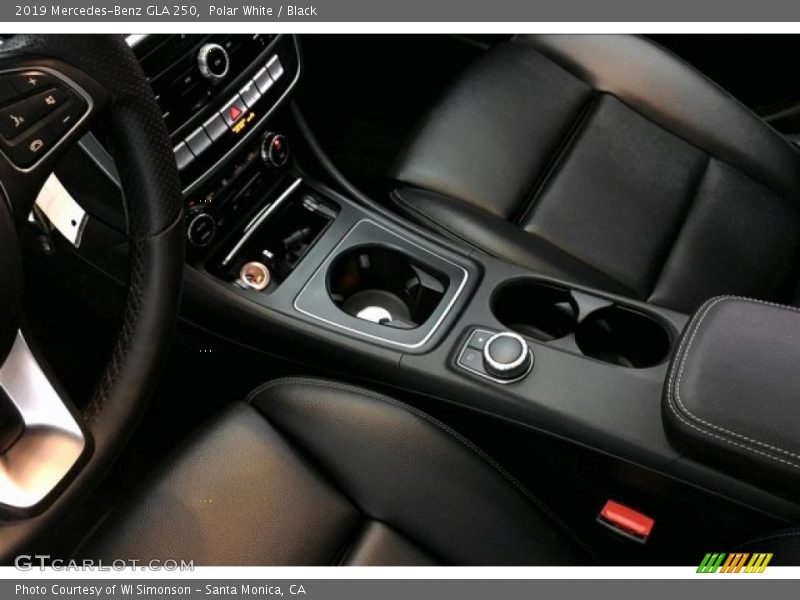 Polar White / Black 2019 Mercedes-Benz GLA 250