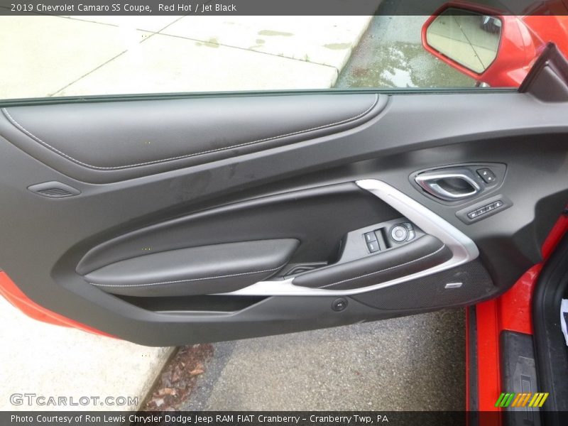 Red Hot / Jet Black 2019 Chevrolet Camaro SS Coupe