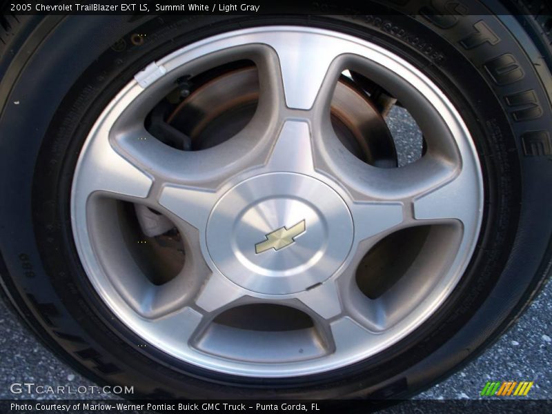 Summit White / Light Gray 2005 Chevrolet TrailBlazer EXT LS
