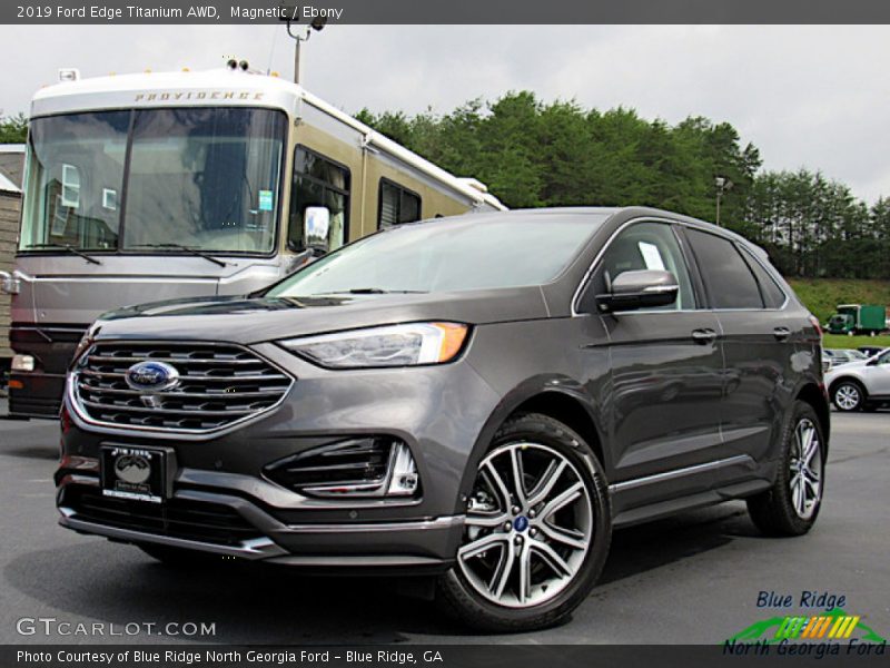 Magnetic / Ebony 2019 Ford Edge Titanium AWD