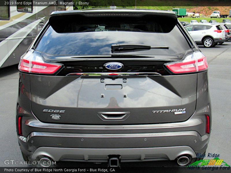 Magnetic / Ebony 2019 Ford Edge Titanium AWD