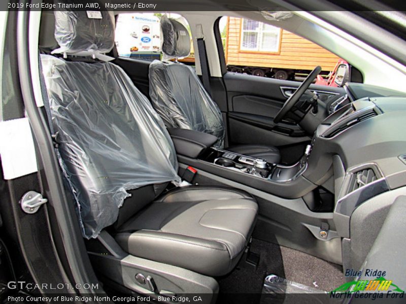 Magnetic / Ebony 2019 Ford Edge Titanium AWD