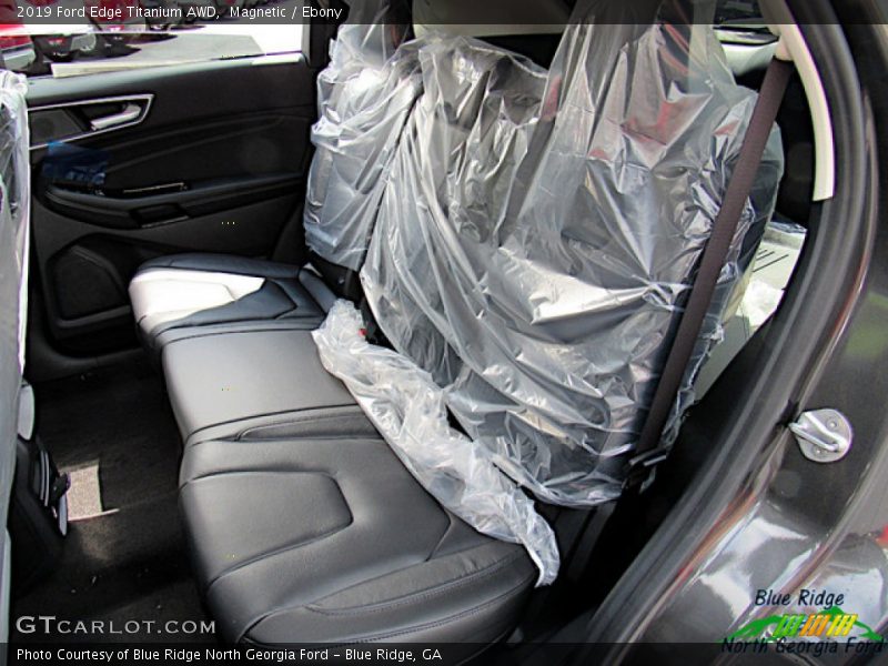 Magnetic / Ebony 2019 Ford Edge Titanium AWD