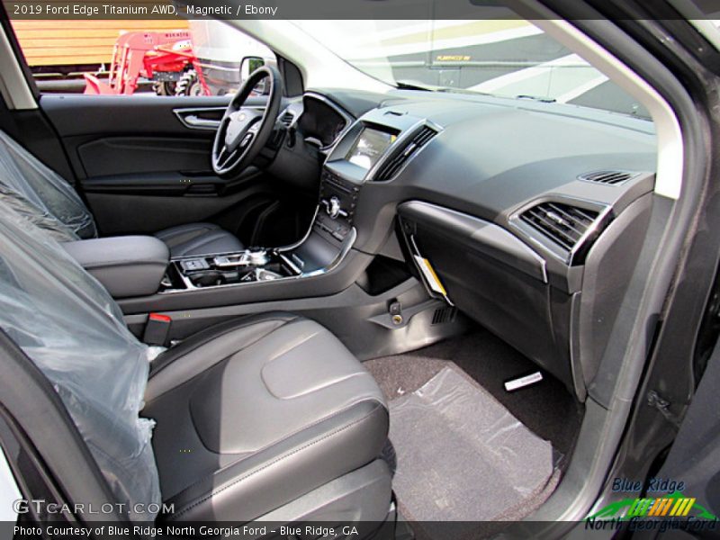 Magnetic / Ebony 2019 Ford Edge Titanium AWD