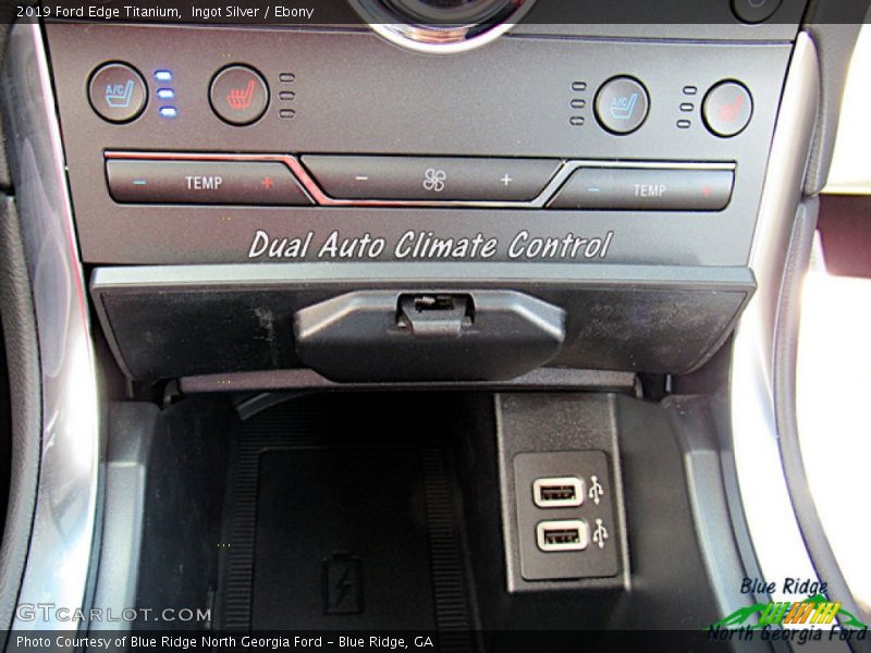 Ingot Silver / Ebony 2019 Ford Edge Titanium