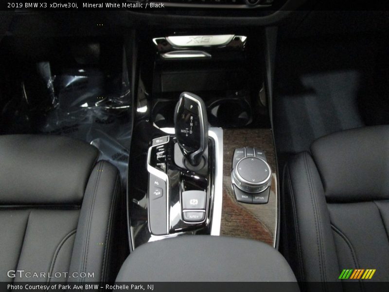 Mineral White Metallic / Black 2019 BMW X3 xDrive30i