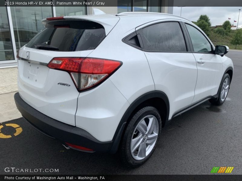 Platinum White Pearl / Gray 2019 Honda HR-V EX AWD