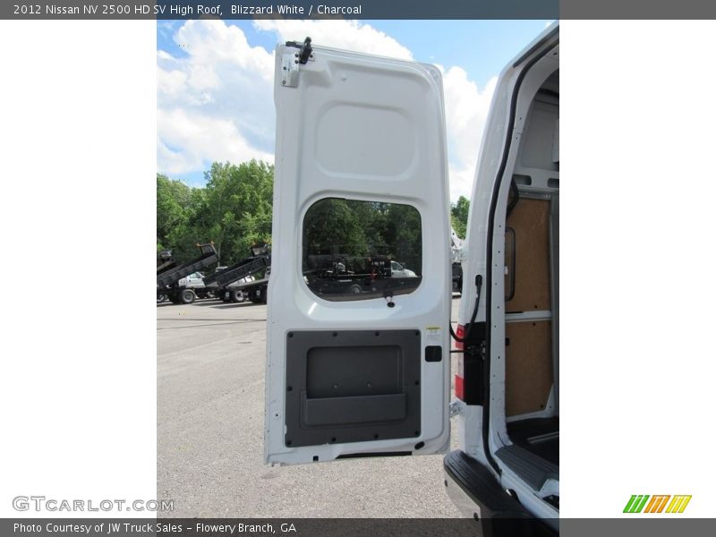 Blizzard White / Charcoal 2012 Nissan NV 2500 HD SV High Roof