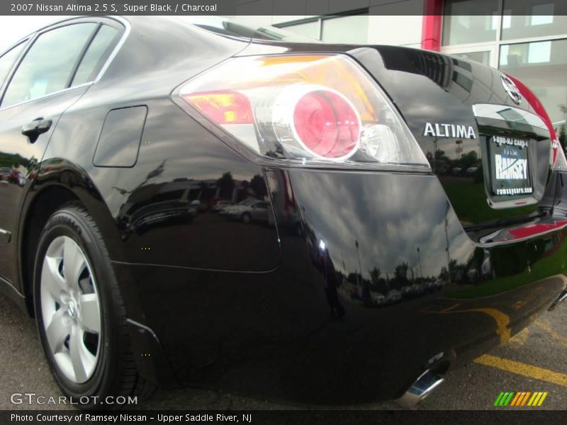 Super Black / Charcoal 2007 Nissan Altima 2.5 S