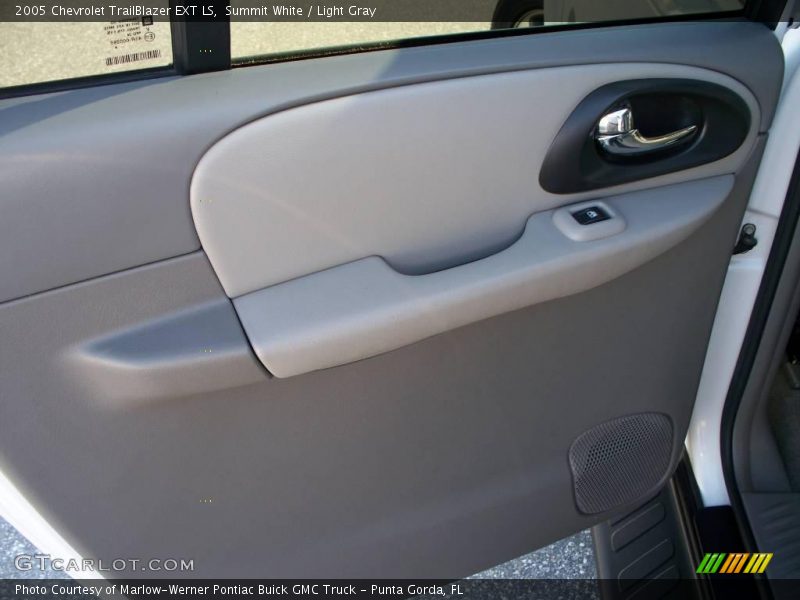 Summit White / Light Gray 2005 Chevrolet TrailBlazer EXT LS