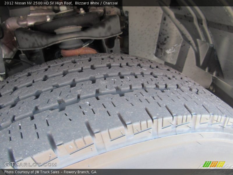 Blizzard White / Charcoal 2012 Nissan NV 2500 HD SV High Roof