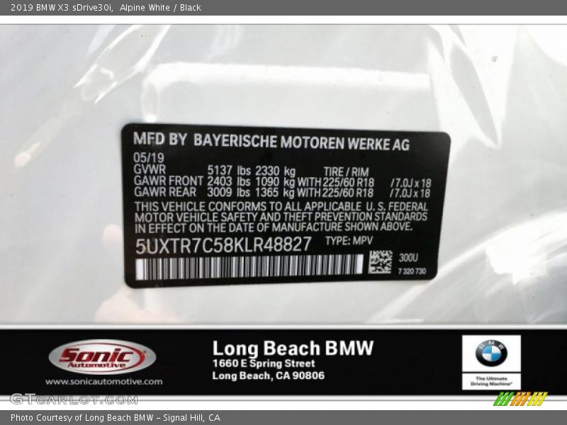 Alpine White / Black 2019 BMW X3 sDrive30i
