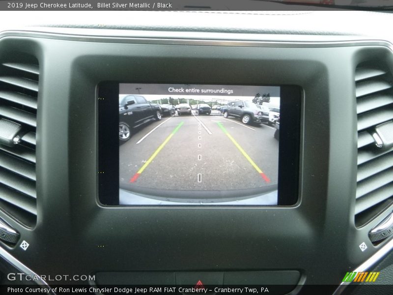 Billet Silver Metallic / Black 2019 Jeep Cherokee Latitude