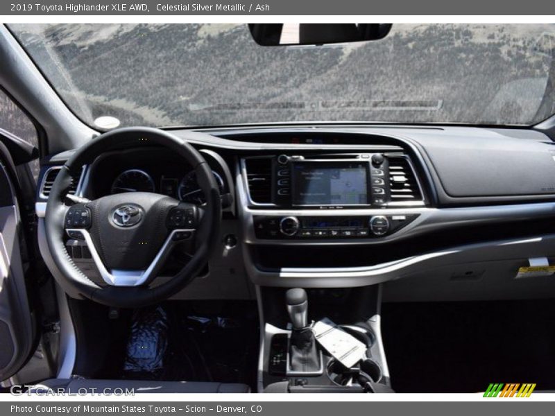 Celestial Silver Metallic / Ash 2019 Toyota Highlander XLE AWD
