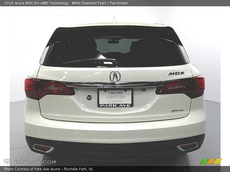 White Diamond Pearl / Parchment 2016 Acura MDX SH-AWD Technology