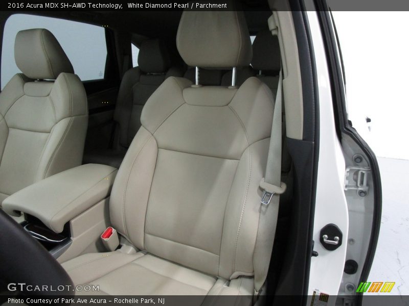 White Diamond Pearl / Parchment 2016 Acura MDX SH-AWD Technology