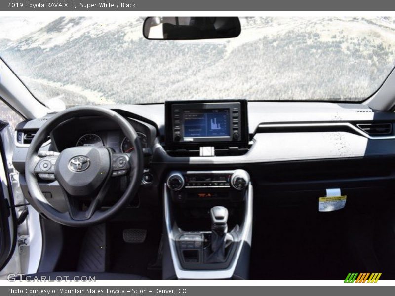 Super White / Black 2019 Toyota RAV4 XLE
