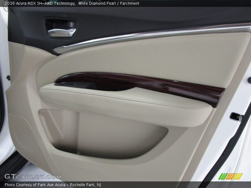 White Diamond Pearl / Parchment 2016 Acura MDX SH-AWD Technology