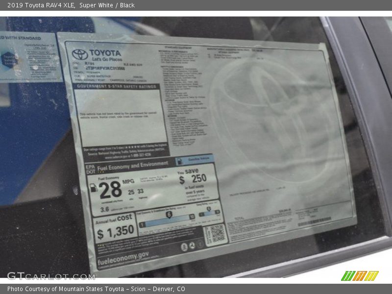 Super White / Black 2019 Toyota RAV4 XLE