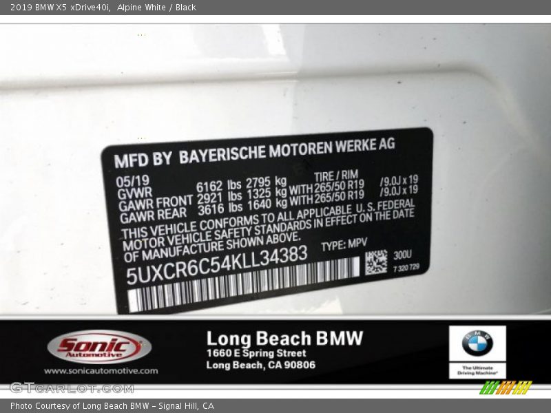 Alpine White / Black 2019 BMW X5 xDrive40i