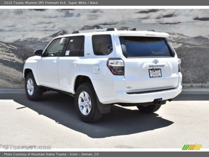 Super White / Black 2019 Toyota 4Runner SR5 Premium 4x4