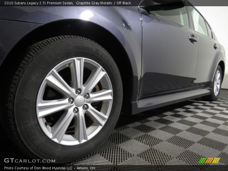 Graphite Gray Metallic / Off Black 2010 Subaru Legacy 2.5i Premium Sedan